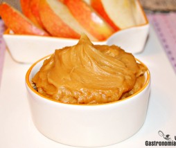 Dip de crema de cacahuete Dip de crema de cacahuete
