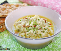 Salsa de parmesano, limón y guindilla