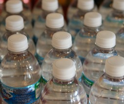 Consumo de agua embotellada a nivel mundial