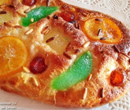 Coca de Sant Juan de frutas confitadas