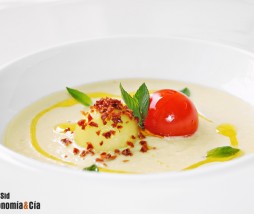 Receta de sopa de melón y almendras