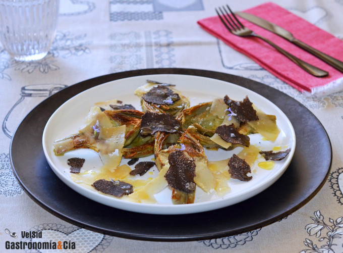 Alcachofas tostadas con queso viejo de cabra y trufa ne