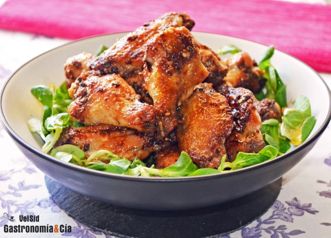 Alitas de pollo con salsa de sésamo