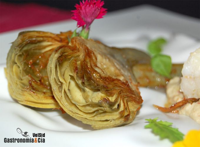 Bacalao con alcachofas en tres texturas