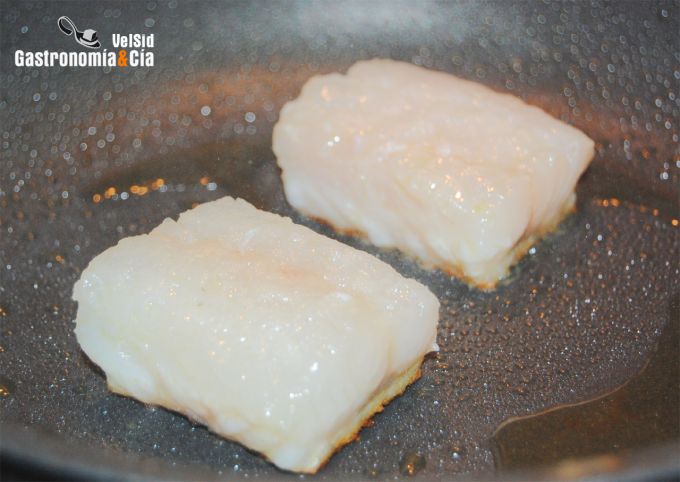 Bacalao con velouté de sidra
