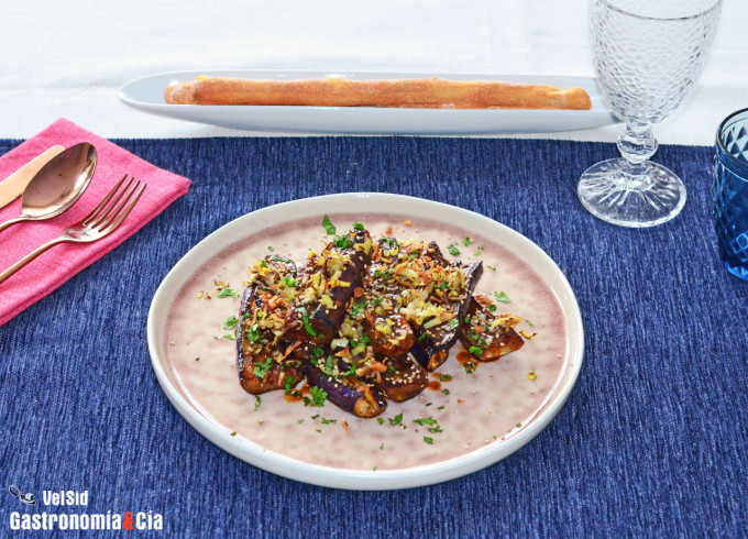 Berenjenas chinas glaseadas con kimchi y soja
