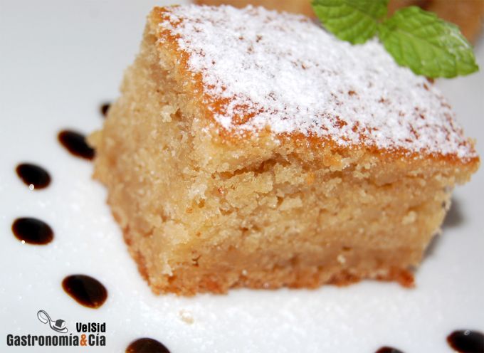 Bizcocho de queso y café