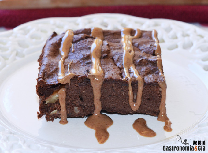 Brownie de chocolate y nueces saludable