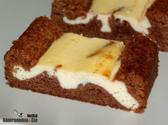 Brownie de chocolate y queso