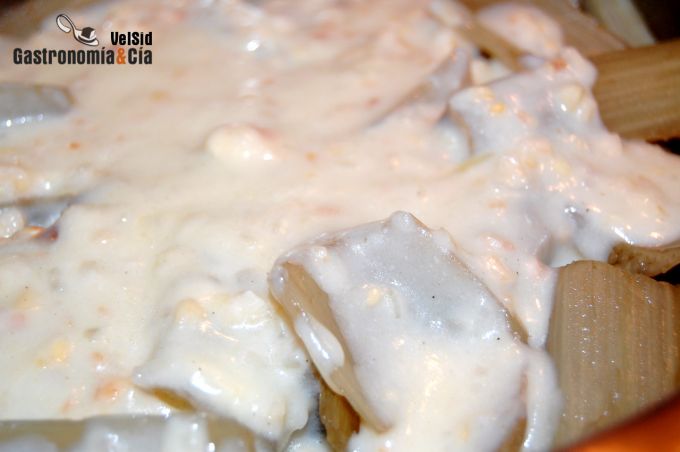 Receta de Cardo con salsa de almendras