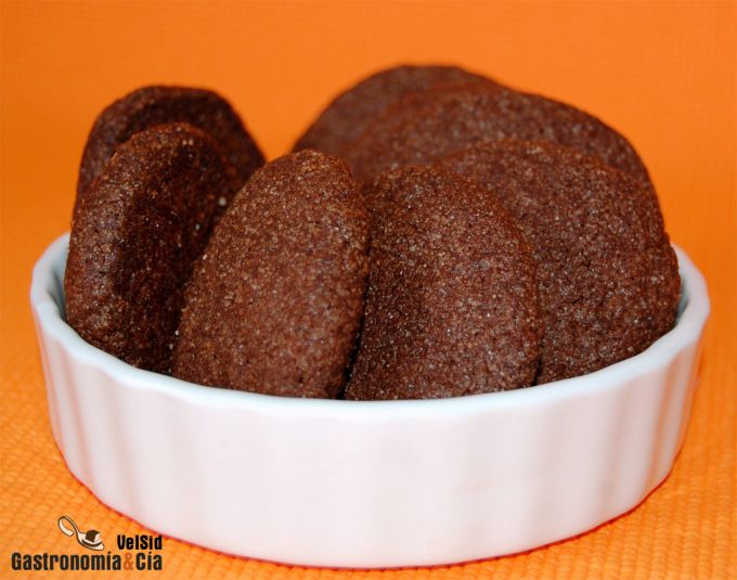 Galletas de chocolate, nuez moscada y canela