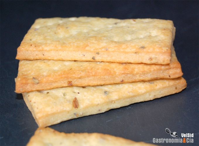 Coca de aceite y comino