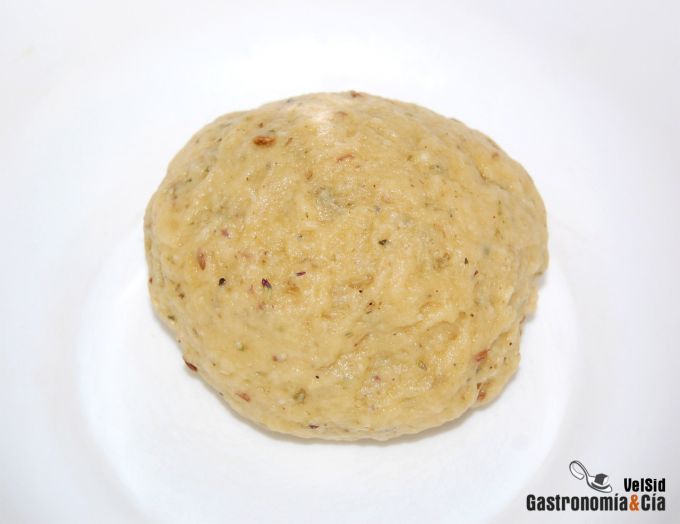 Coca de aceite y comino