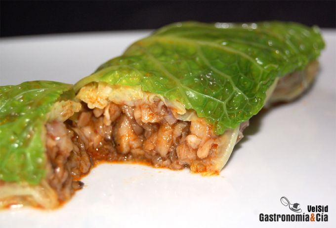 Col rellena de manitas de cerdo y setas