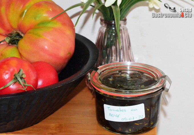 Cómo hacer tomates secos en aceite de oliva virgen extr