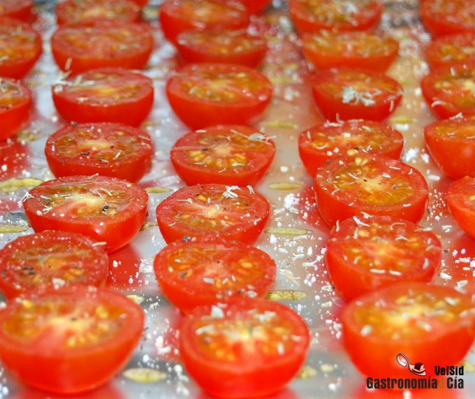 Conserva de tomates cherry en aceite de oliva