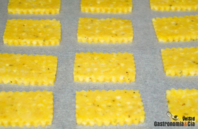 Galletas crujientes de queso
