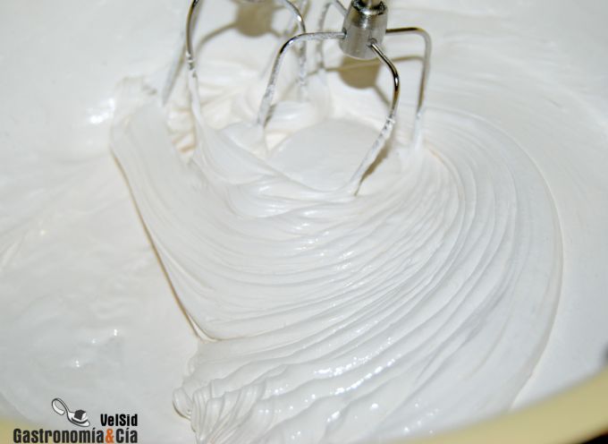 Cómo hacer crema de malvaviscos o marshmalow cream