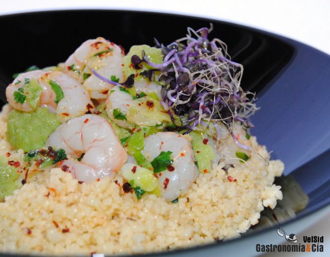 Cuscús con gambas y brócoli