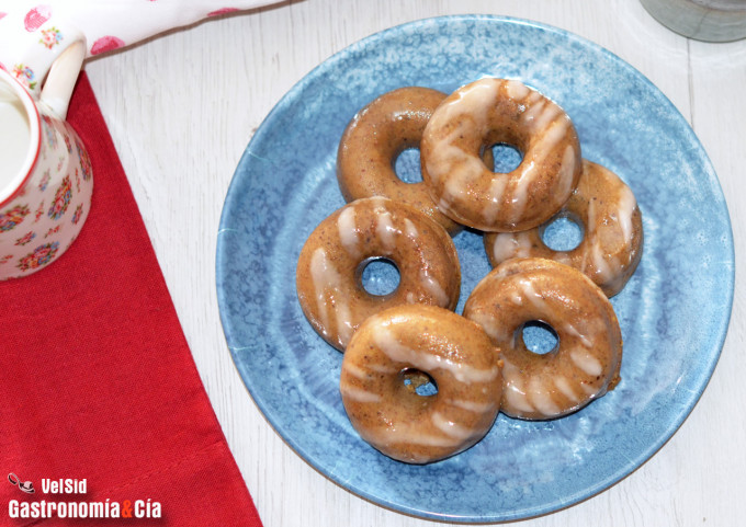 Donuts de chufa, canela y limón