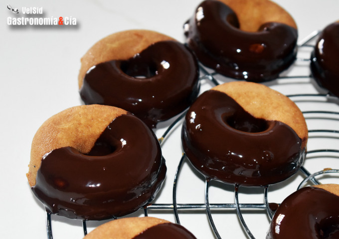 Donuts de cacahuete tiernos y deliciosos