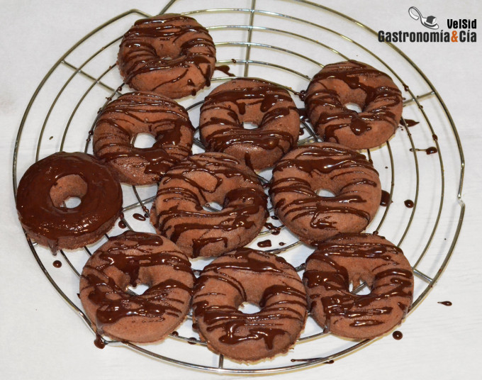 Donuts de centeno integral y cacao