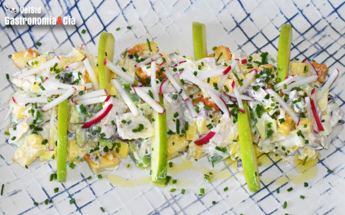 Ensalada de manzana, mango y bonito