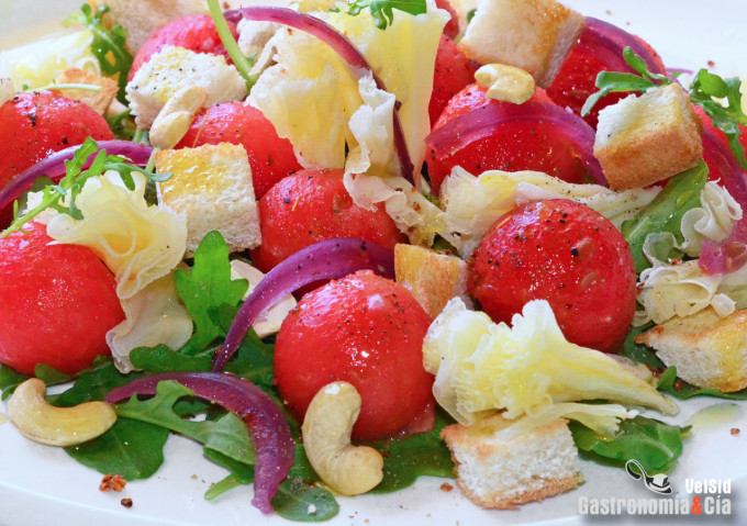 Ensalada de sandía y Tête de Moine