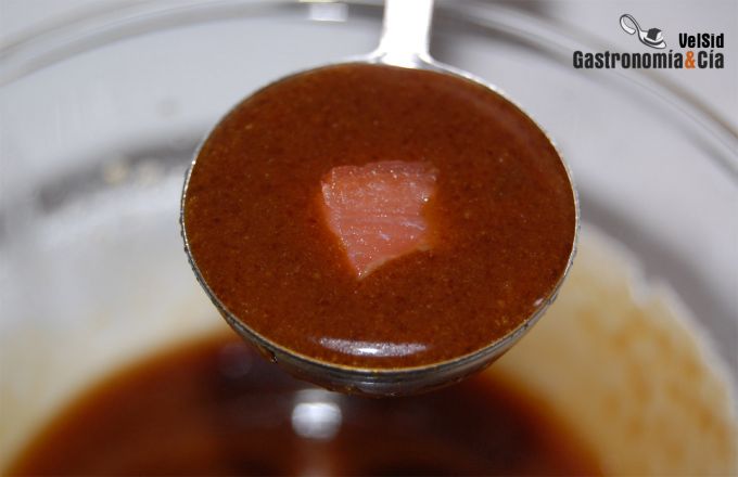 Ravioli de soja relleno de salmón