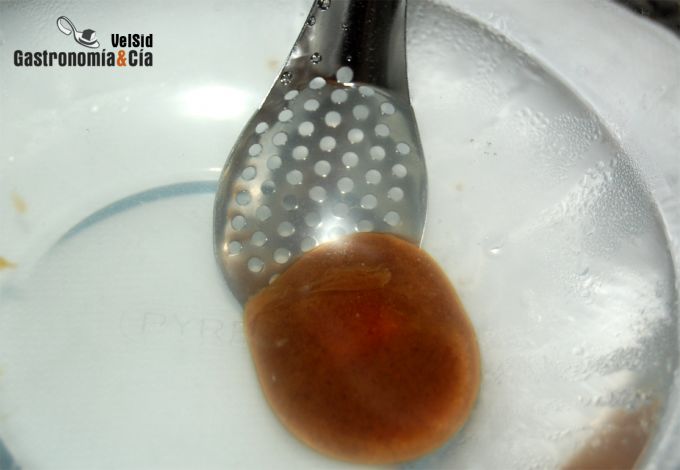 Ravioli de soja relleno de salmón