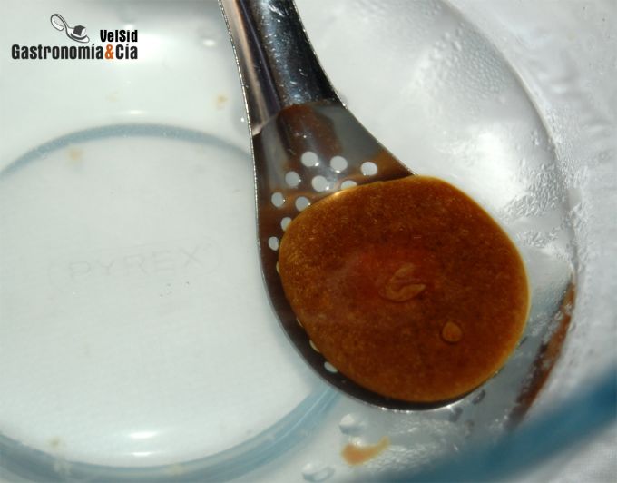 Ravioli de soja relleno de salmón