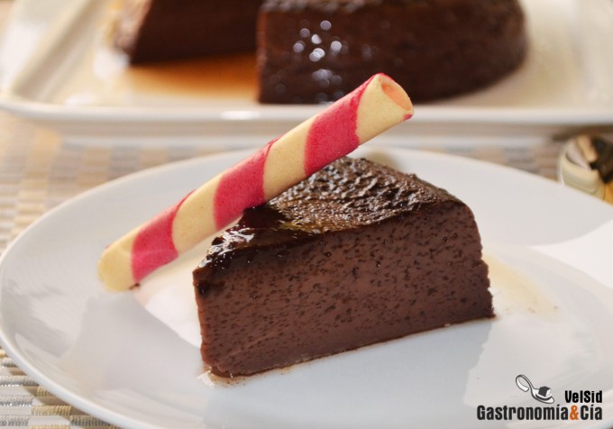 Flan de chocolate en microondas