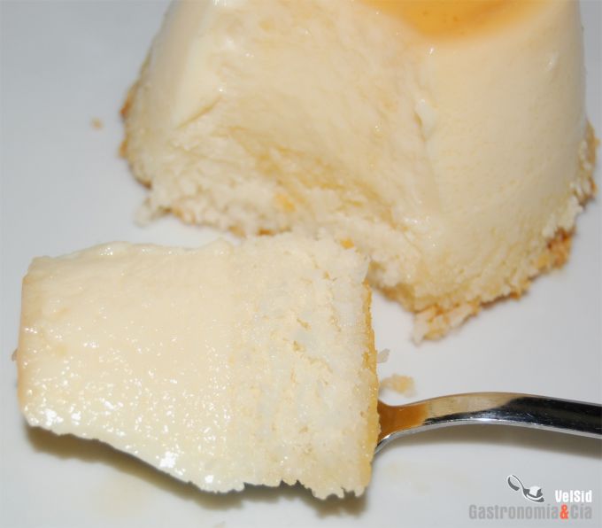 Flan de coco y leche condensada