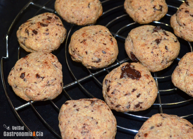 Galletas de espelta, almendra y chocolate