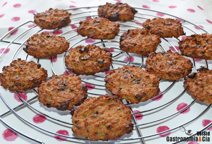 Galletas de avena, avellanas y chocolate