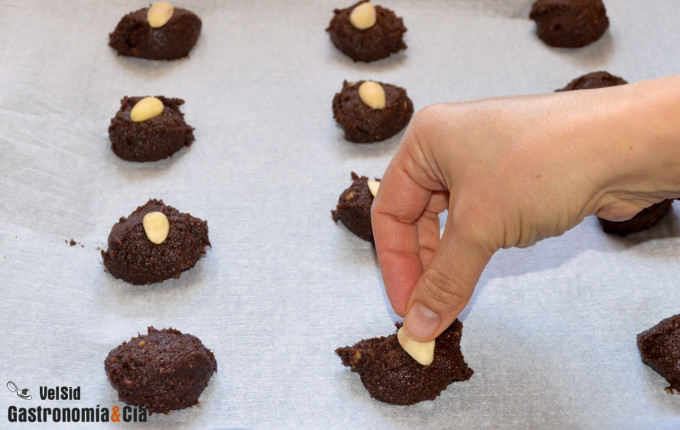 Galletas de avena, almendra y algarroba