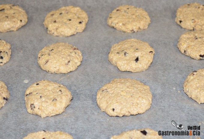 Galletas de avena y nibs de cacao