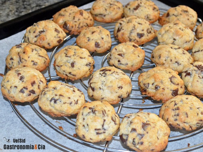 Galletas de chocolate y avellanas
