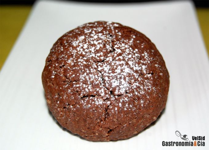 Galletas de chocolate rellenas de coco