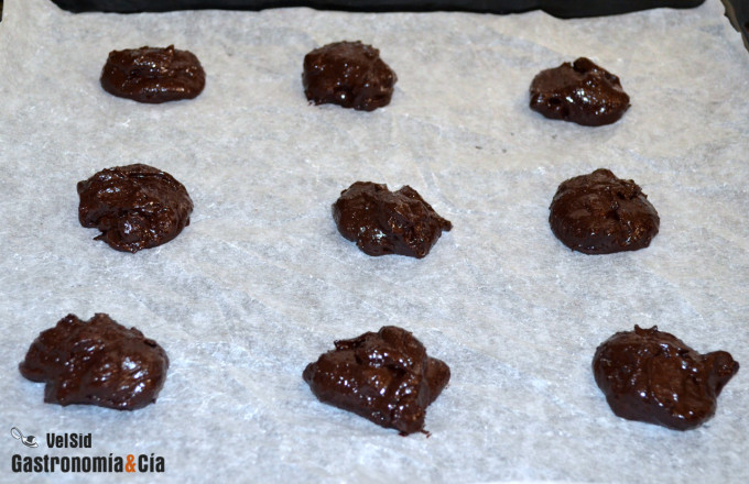 Galletas de chocolate negro (sin harina)