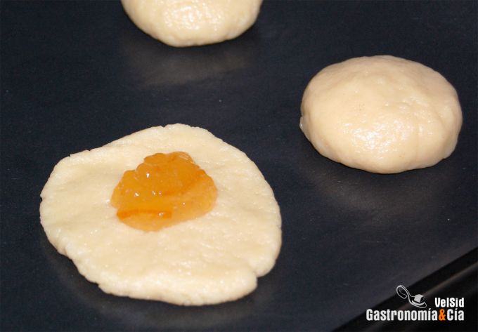 Galletas rellenas de naranja