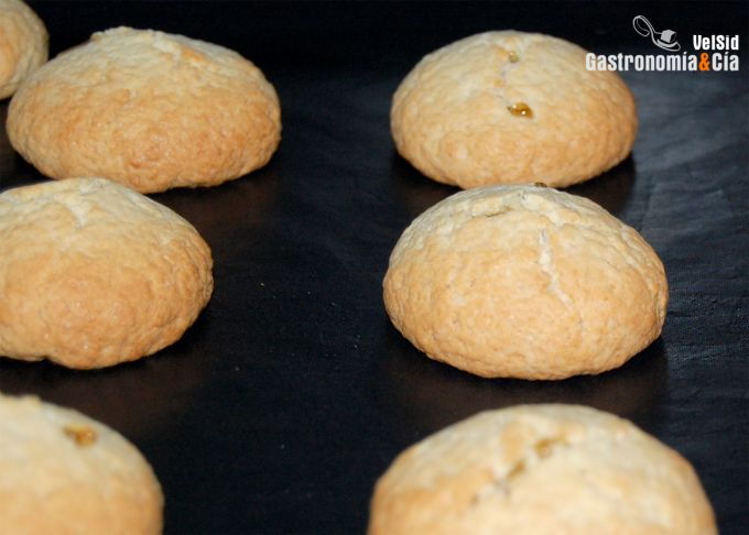 Galletas rellenas de naranja