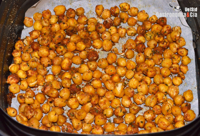Garbanzos crujientes y especiados 