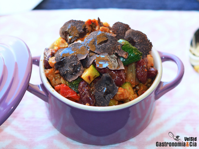 Guiso rápido de alubias, soja texturizada y verduritas