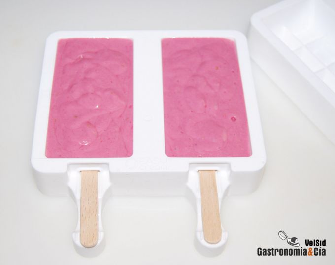 Helado de frambuesa y queso