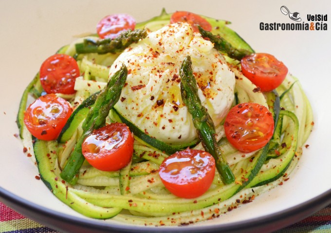 Cómo hacer un huevo poché o huevo flor en el microondas