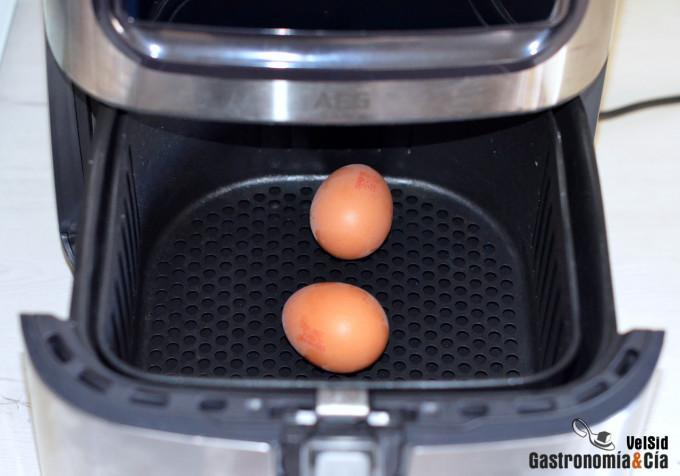 Cómo hacer huevos duros en la freidora de aire
