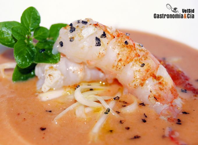 Langostinos a la llama con su bisque