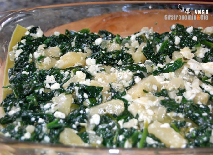 Lasaña de espinacas y piña