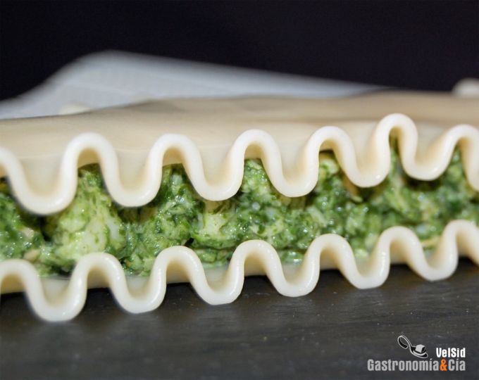 Lasaña de espinacas y merluza